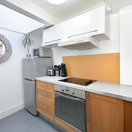 Soho, Piccadilly & Chinatown - Two Bedroom & Two Double Beds Apartment London Eksteriør billede