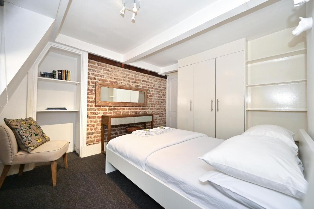 Soho, Piccadilly & Chinatown - Two Bedroom & Two Double Beds Apartment London Eksteriør billede