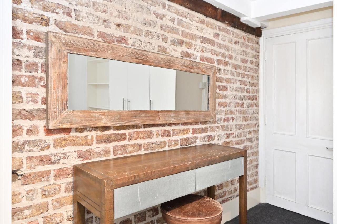 Soho, Piccadilly & Chinatown - Two Bedroom & Two Double Beds Apartment London Eksteriør billede