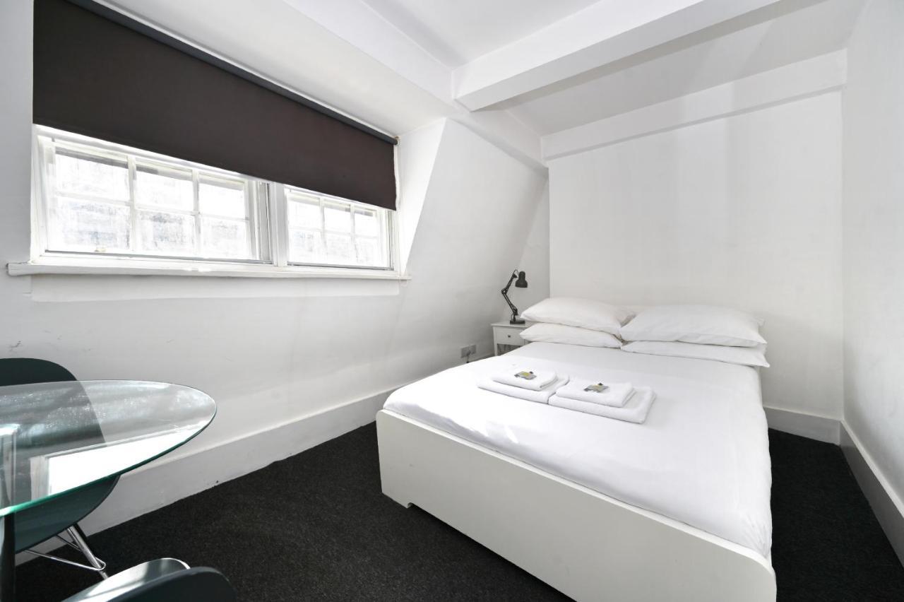 Soho, Piccadilly & Chinatown - Two Bedroom & Two Double Beds Apartment London Eksteriør billede