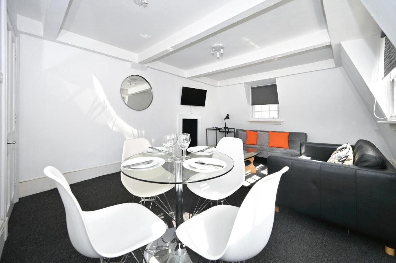 Soho, Piccadilly & Chinatown - Two Bedroom & Two Double Beds Apartment London Eksteriør billede