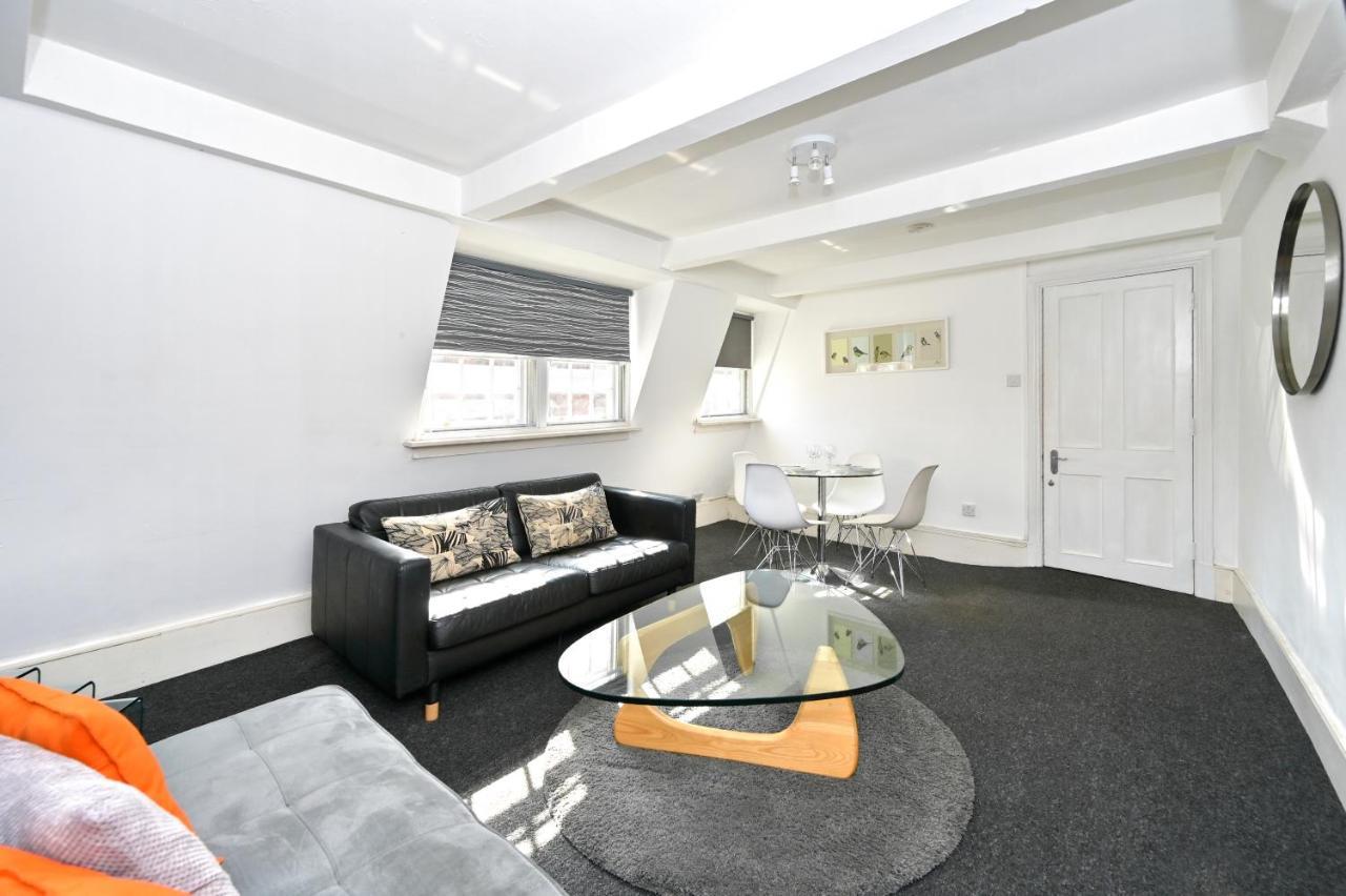 Soho, Piccadilly & Chinatown - Two Bedroom & Two Double Beds Apartment London Eksteriør billede