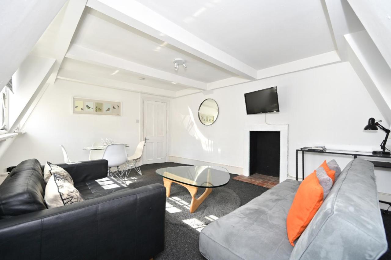 Soho, Piccadilly & Chinatown - Two Bedroom & Two Double Beds Apartment London Eksteriør billede